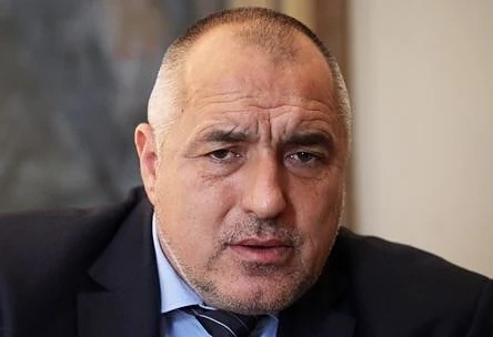 Борисов заявил на Давутоглу, че няма да взима страна по конфликта в ДПС