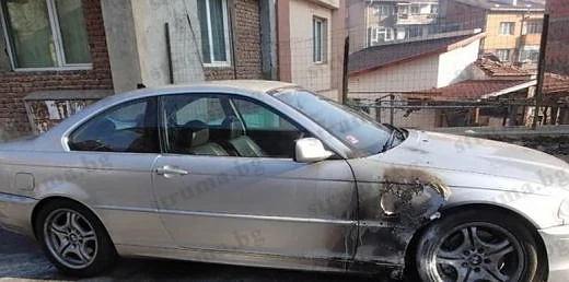Запалиха колата на гурбетчия 