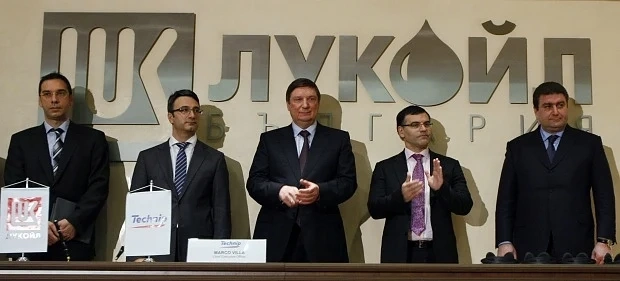 Дянков посрещна Нова година с шефа на \