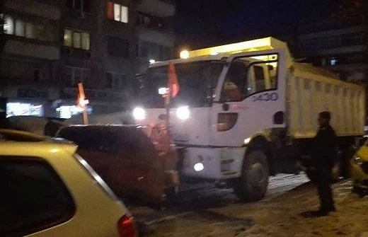 Варненец се сби със снегорин