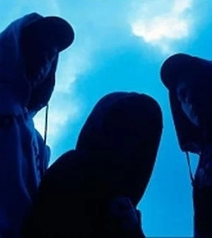 Нападнаха и обраха две деца във Варна 