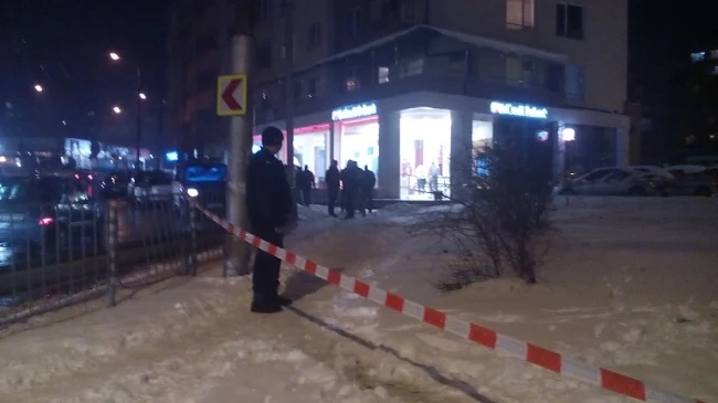 Полицията е по петите на обирджиите от банковия клон в \