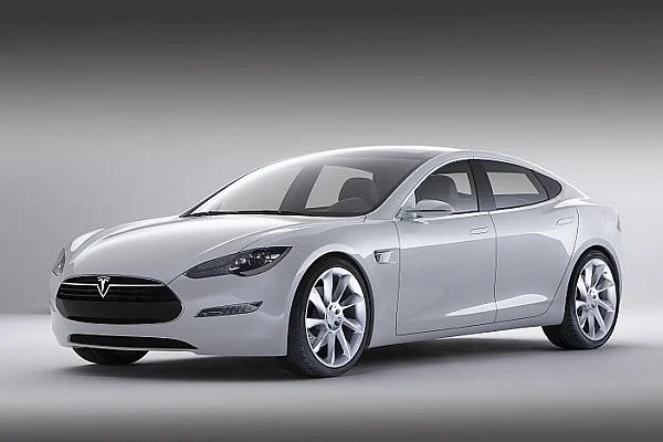 Автомобилите на Tesla вече могат да се паркират сами  