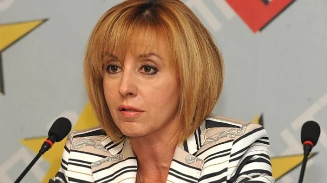 Протестиращите за пътните винетки поискаха конкретни отговори от Мая Манолова