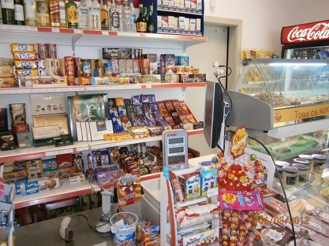 Раздават хранителни продукти на социално слаби в Котел