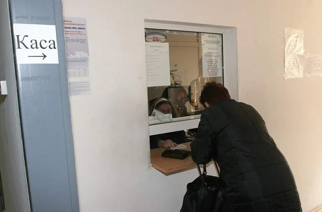 Нападнаха клиент на \