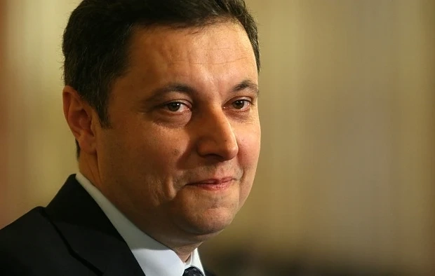 Яне Янев: Аз изпратих SMS-а на премиера