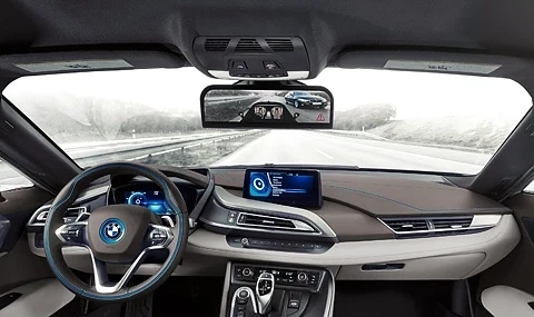 BMW премахва страничните огледала
