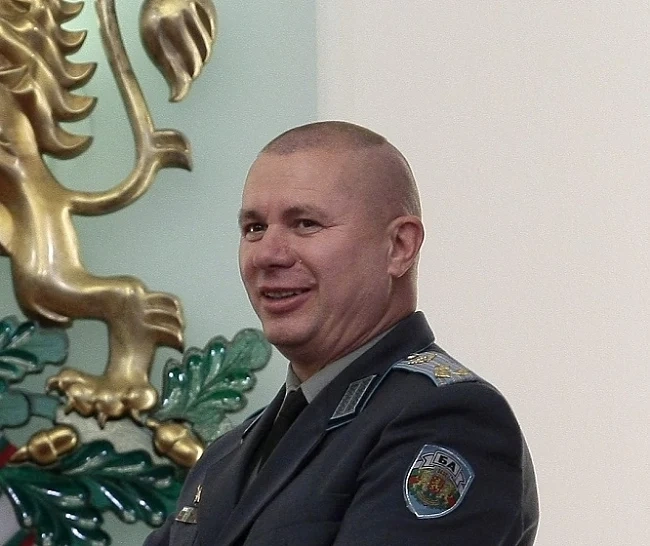 Повдигнаха обвинение на ген. Шивиков