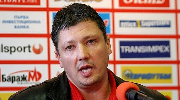 Любо Пенев подхваща Литекс