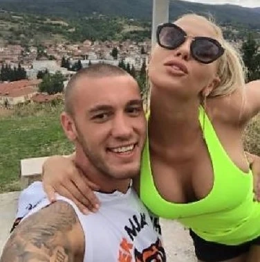 Поли от „София ден и нощ“ показа гаджето си