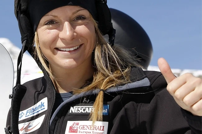 Сани Жекова пропуска Xgames в Аспен
