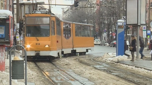 Столичани на протест заради спирането на трамвай №6