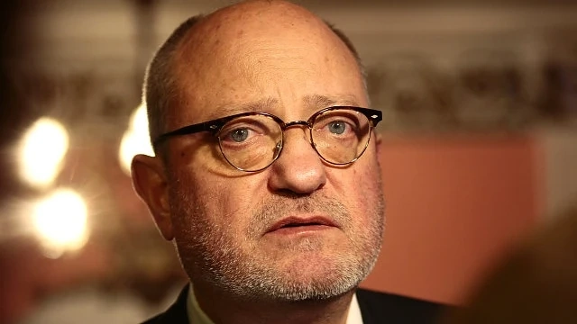 Танев: Как да си подам оставката, без среща с шефа