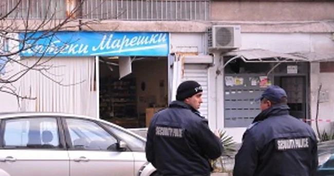 Работи се по всички версии за взрива срещу Марешки