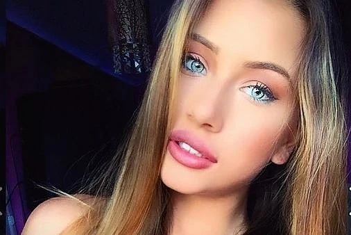 Гери-Никол и Ники Михайлов се забавлявали в съблекалнята 