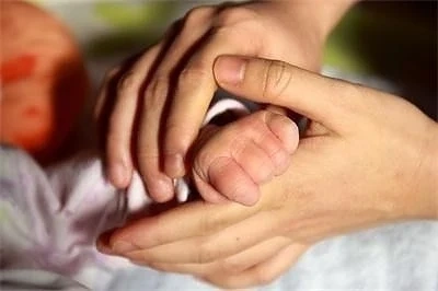 19-годишна родила сама