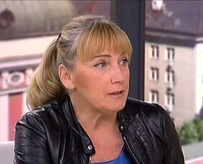 Елена Йончева: Заложници сме на Анкара