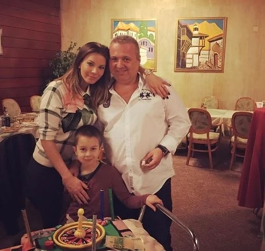 Над 100 гости празнуваха рожденият ден на Коко Динев 