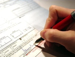 Облагат с данък и парите от студентските бригади в САЩ