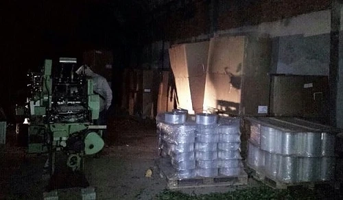 Разбиха нелегална фабрика за цигари в Луковит