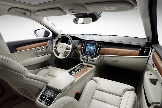 Volvo представи новото комби 