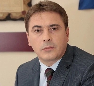 Разследват бивш кмет на Девин за престъпления по служба