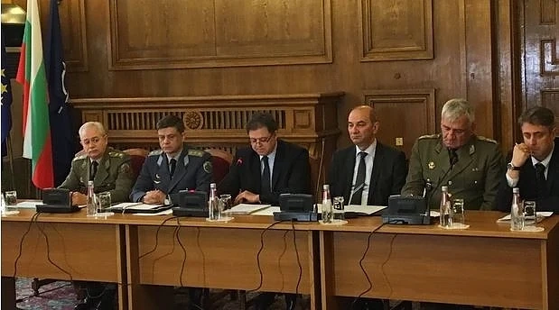500 военни с готовност да отидат на границата 