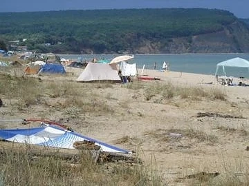 Забраната за пренощуване на 100 метра от плажа отпада