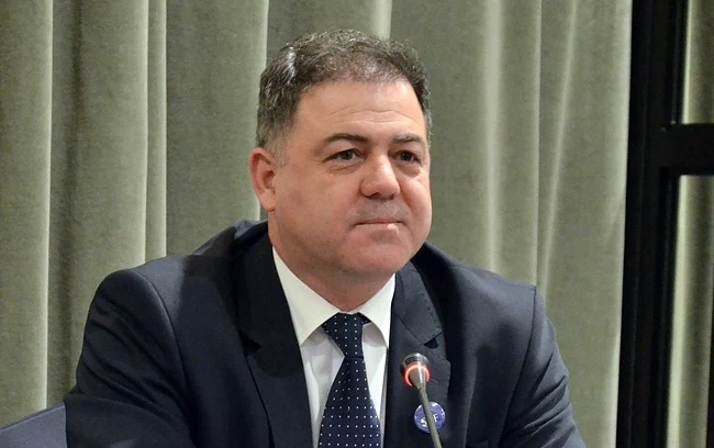 Ненчев: Няма нужда да плашим хората с казарма