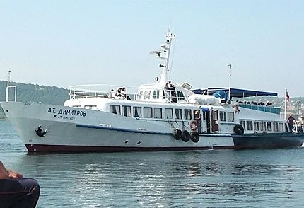 Корабът на Живков - морски автобус? 