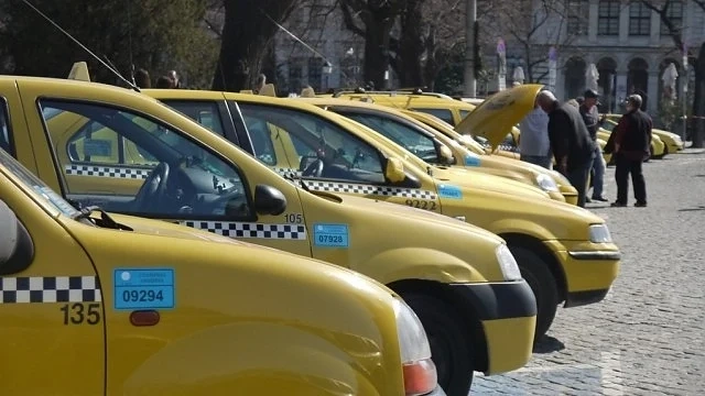 До 1000 лева патентен данък за такситата