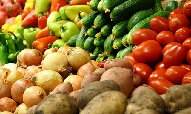 Спряха вноса на 22 тона негодни плодове и зеленчуци на ГКПП \