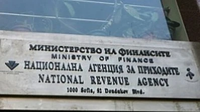 Забраниха реализацията на над 12 000 литра напитки