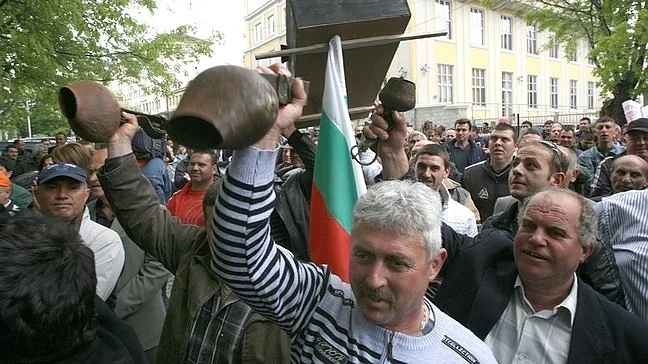 Животновъдите излизат на протест пред Министерски съвет днес