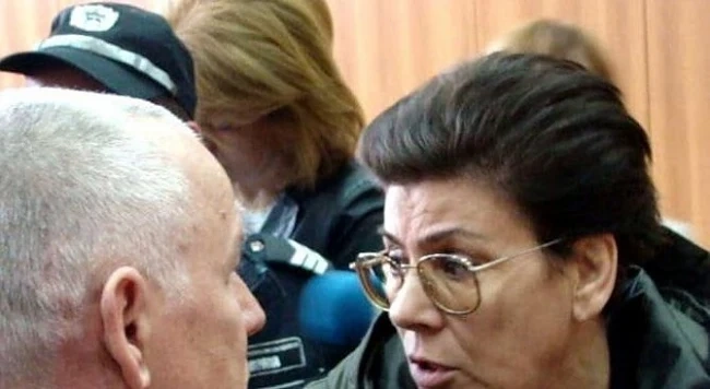 Иванка Ройдова остава в ареста