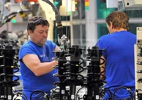Немска компания за авточасти търси 500 работници