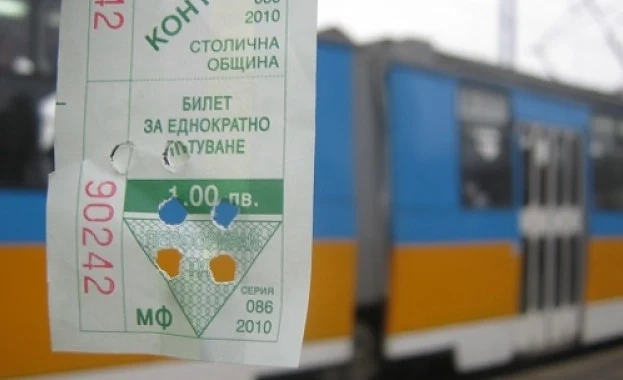 Столичани на протест срещу поскъпването на билетчето за градския транспорт