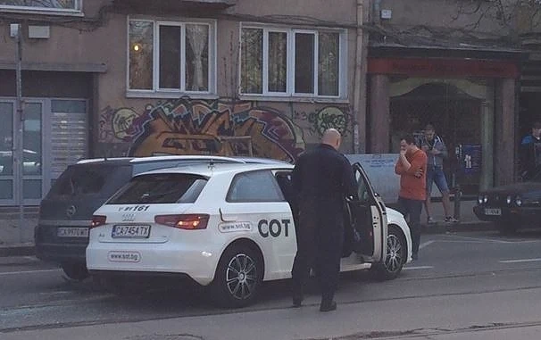 Дете пострада в катастрофа при преследване на крадец