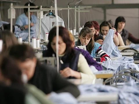 От 1500 до 15 000 лева е глобата за работник без трудов договор