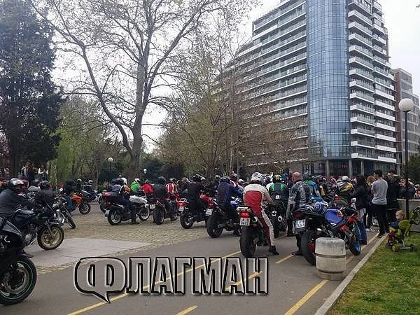 Откриха мотосезона в Бургас