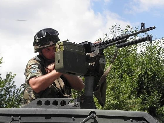 Допълнителни 300 военни ще пазят границата ни 