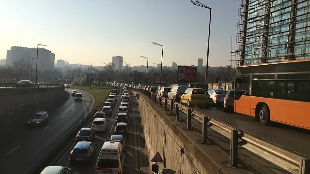 С 30 км/ч в центъра на София