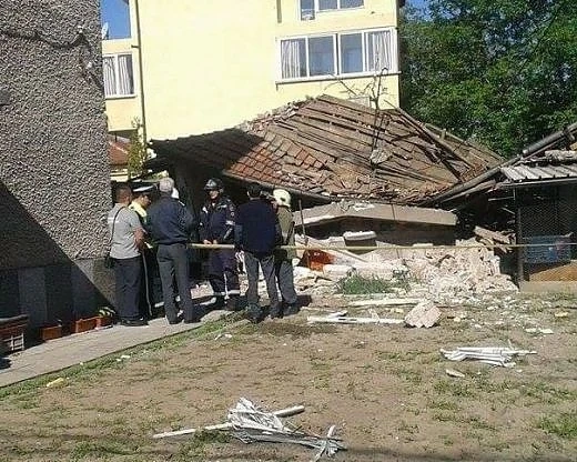 Две деца пострадаха след взрив на бойлер в Пловдив