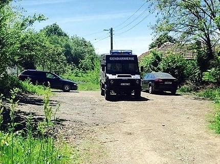 Разбиха печатница за фалшиви пари 