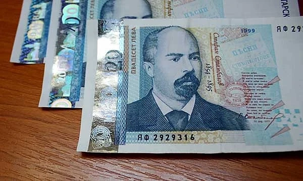 Внимание! Фалшиви банкноти за Великден!