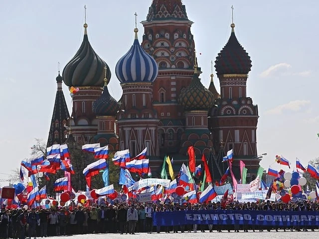 Първомайска демонстрация на Червения площад