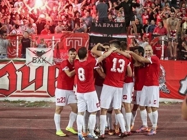 Свършиха билетите за секторите \