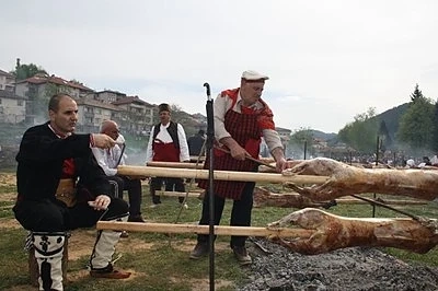 Хиляди опитаха от чеверметата в Златоград  