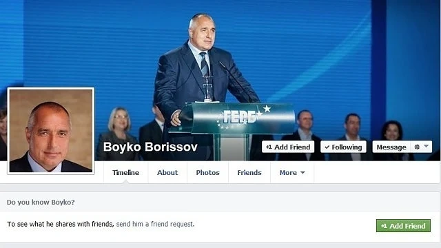 Борисов предава на живо във Фейсбук